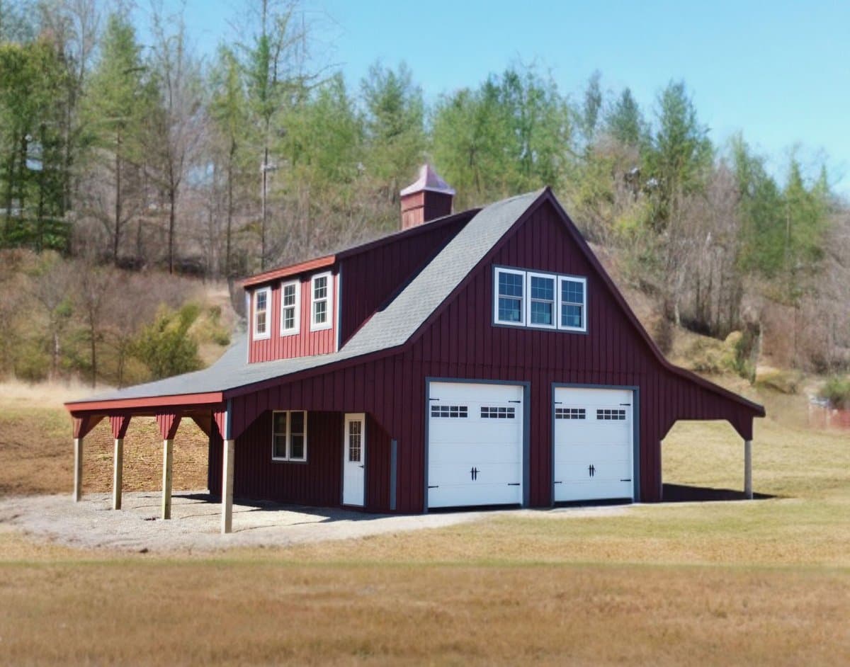 Garage with Lean-to — photo 1