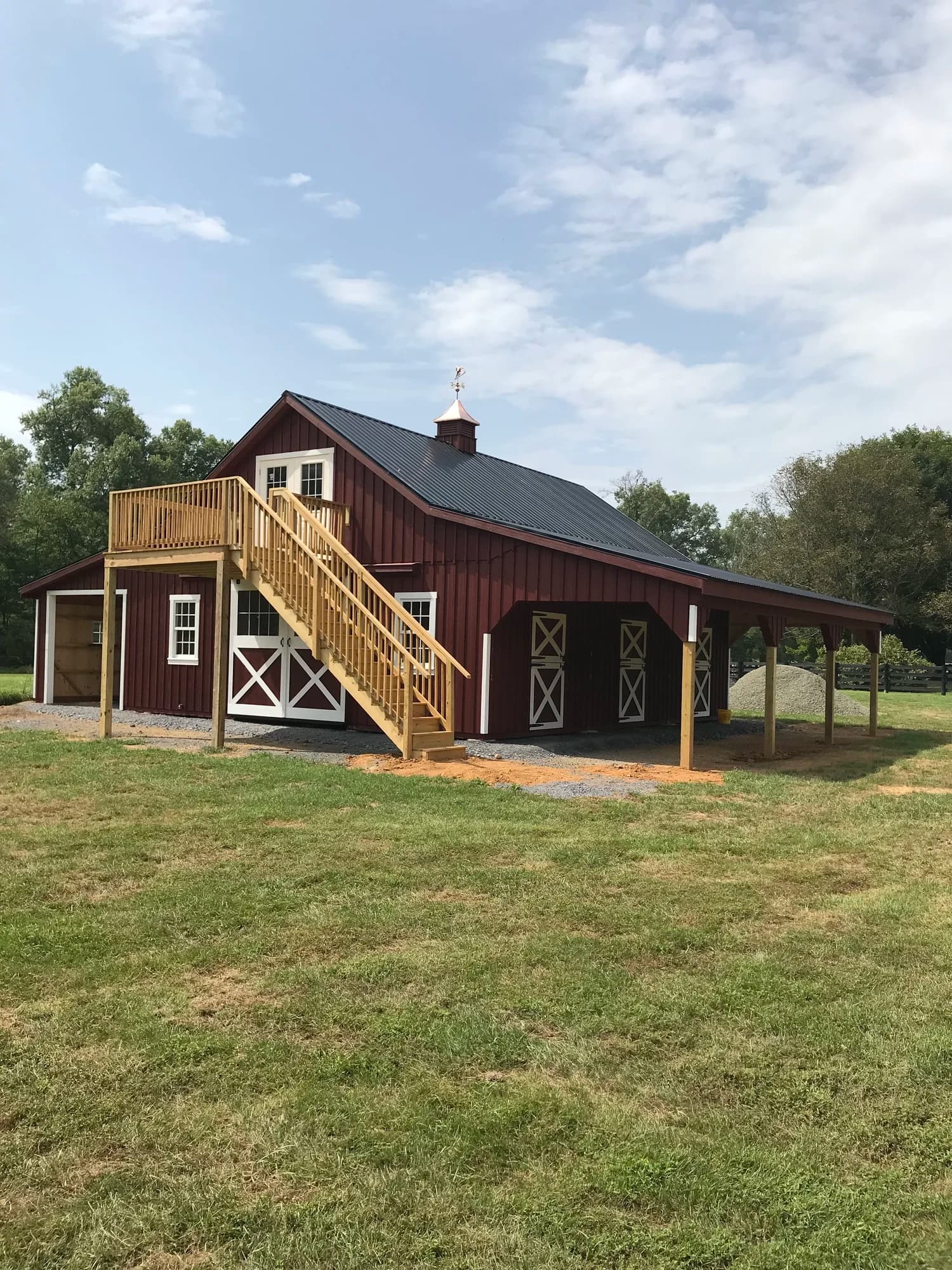 Amish-built Gambrel Barn 10x14 for sale in the Shenandoah Valley