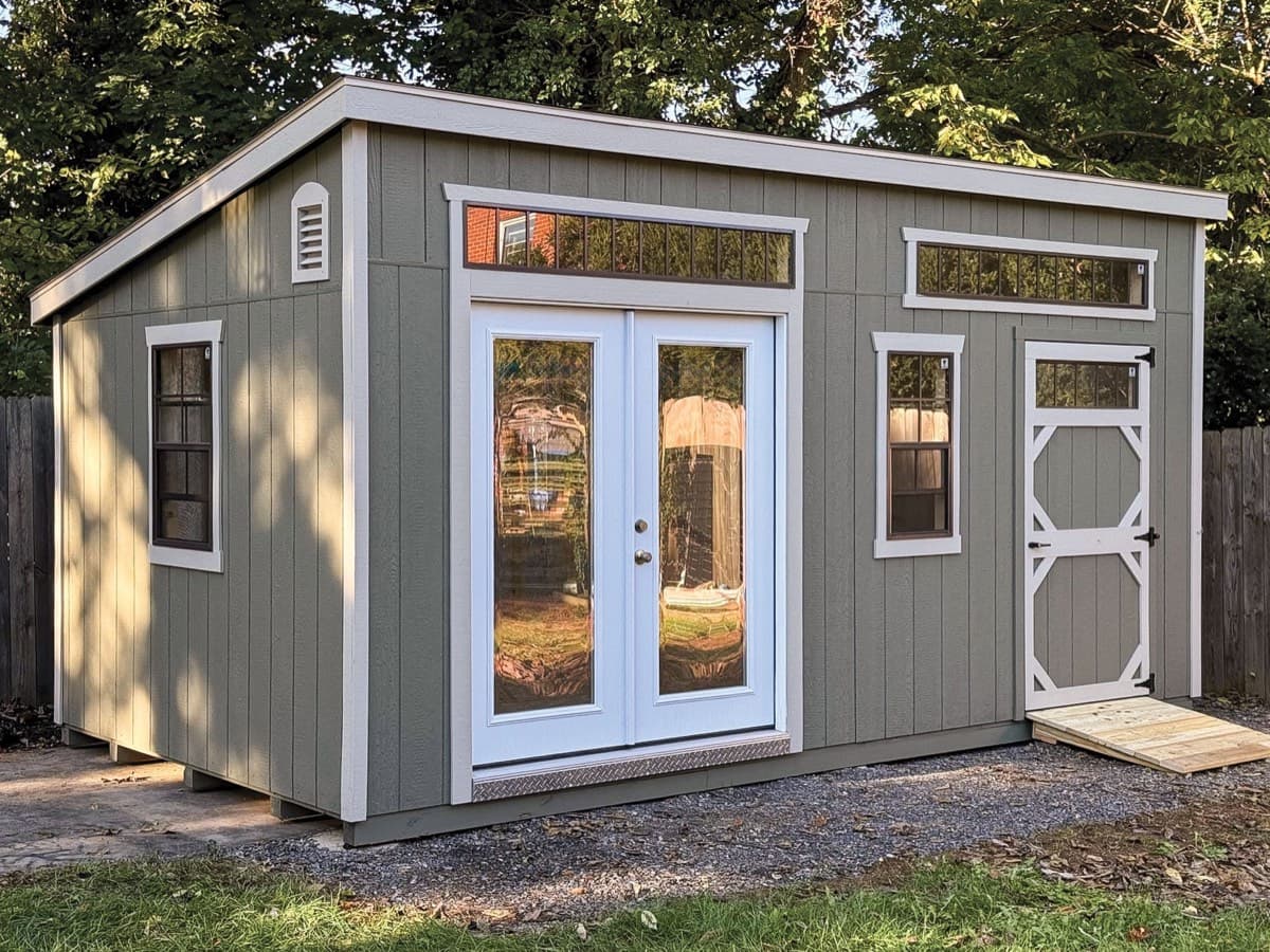 Amish-built lean tos for sale in the Shenandoah Valley
