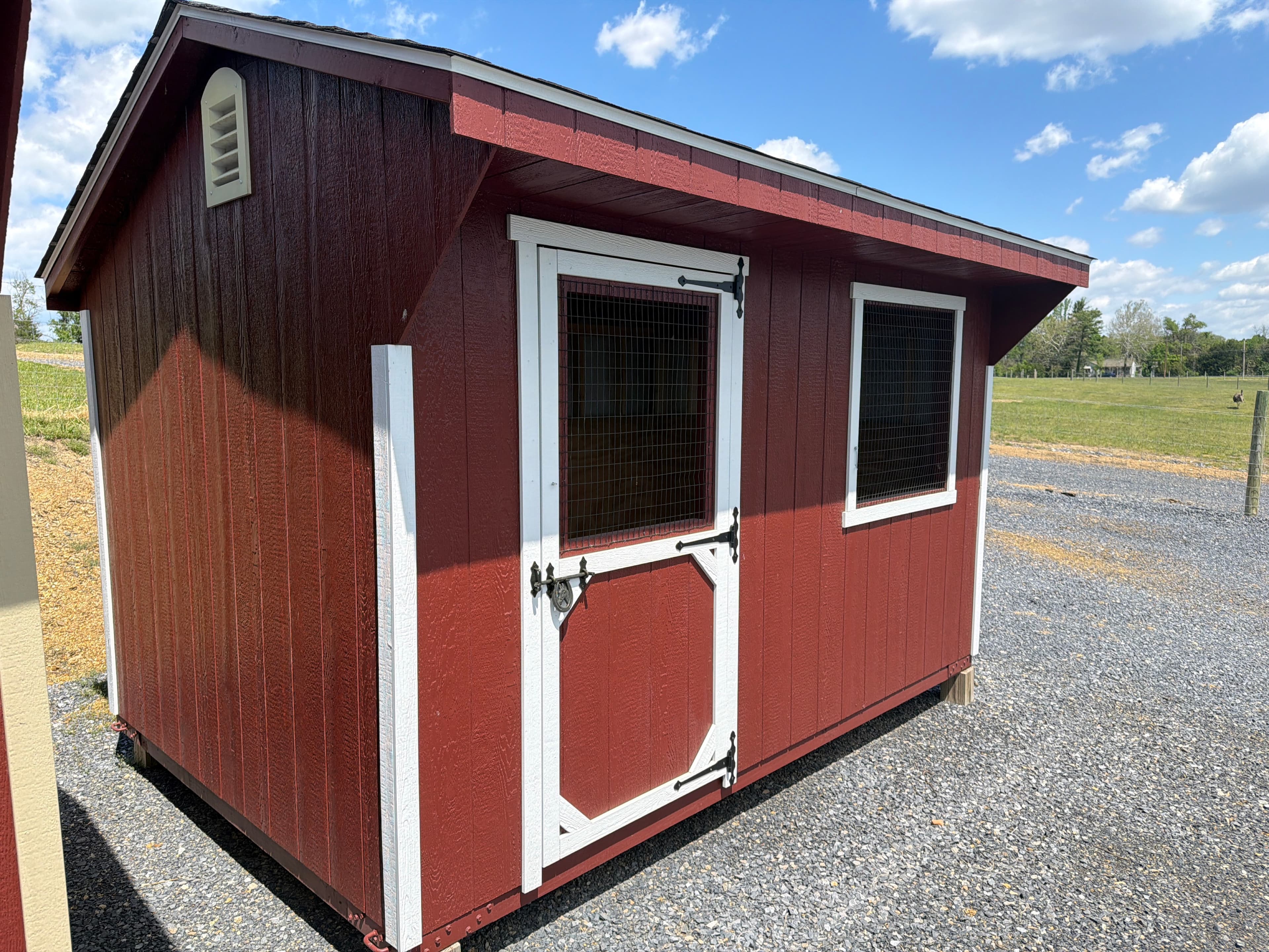 8x12 Barn — photo 3